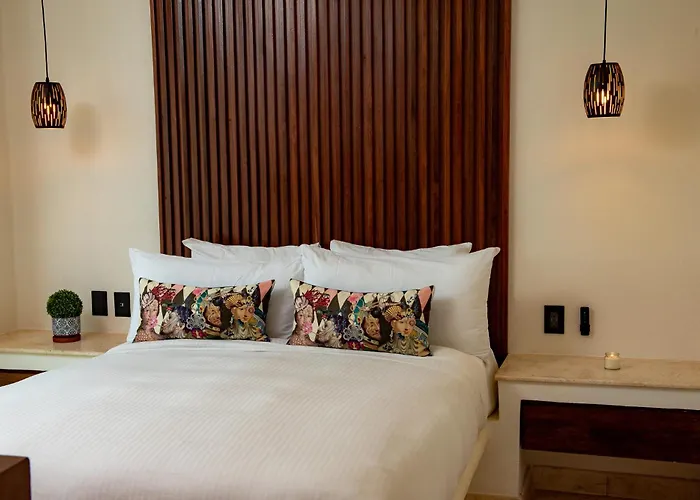 Hotel Maya And Beachclub