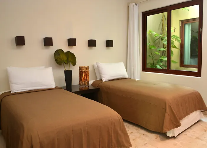 Hotel Maya And Beachclub