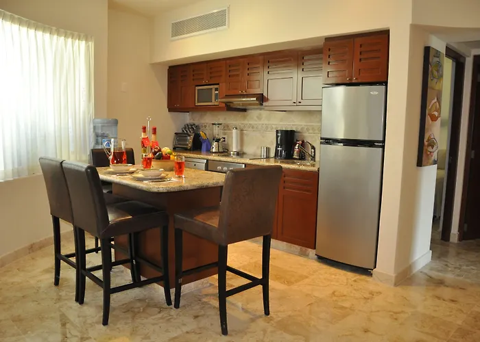 Maya And Beachclub Hotel 4*