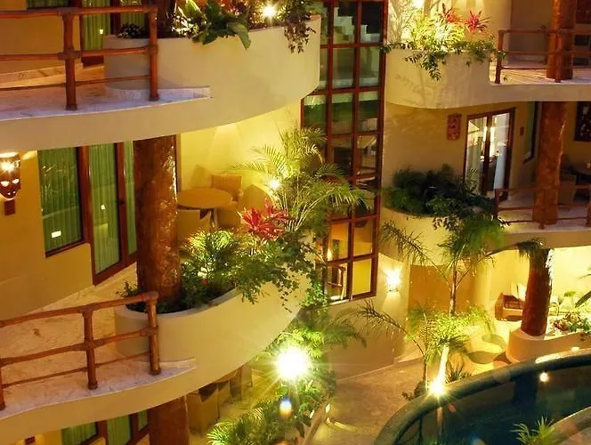 Maya And Beachclub Hotel